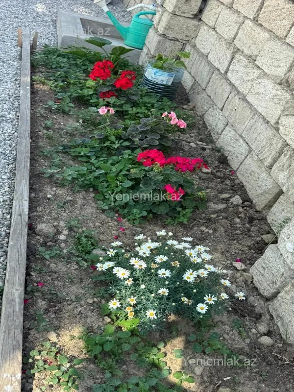 Satılır 5 otaqlı həyət evi 190 m²