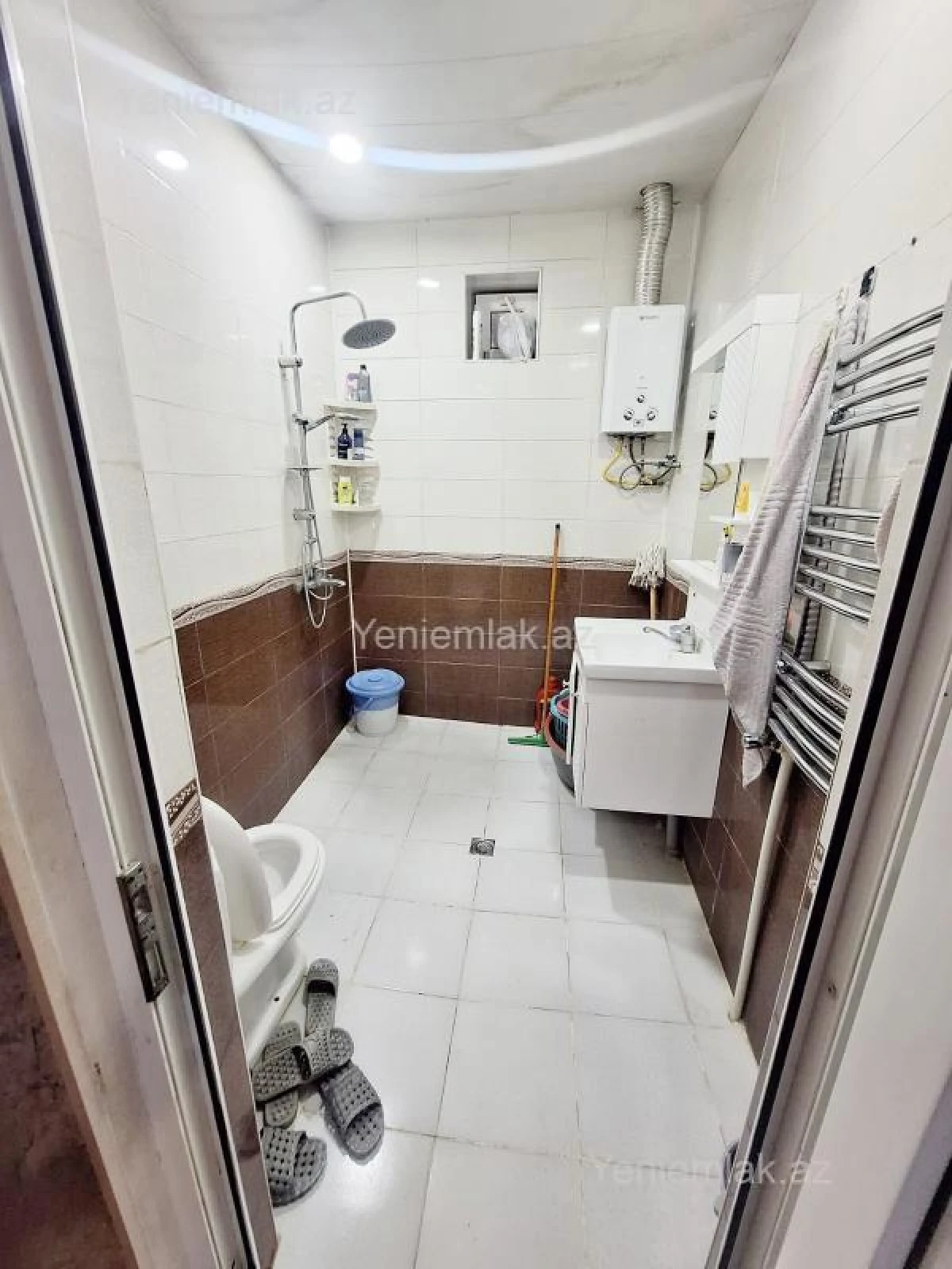 Satılır 4 otaqlı həyət evi 140 m²