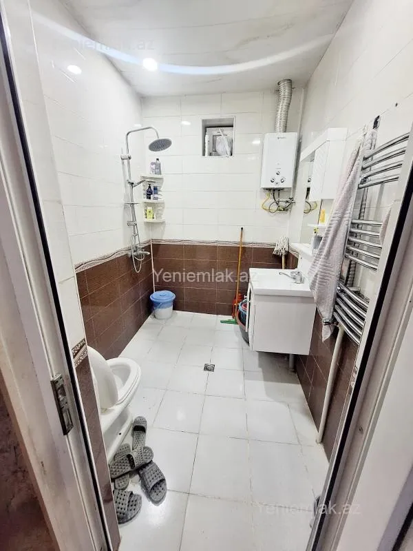 Satılır 4 otaqlı həyət evi 140 m²