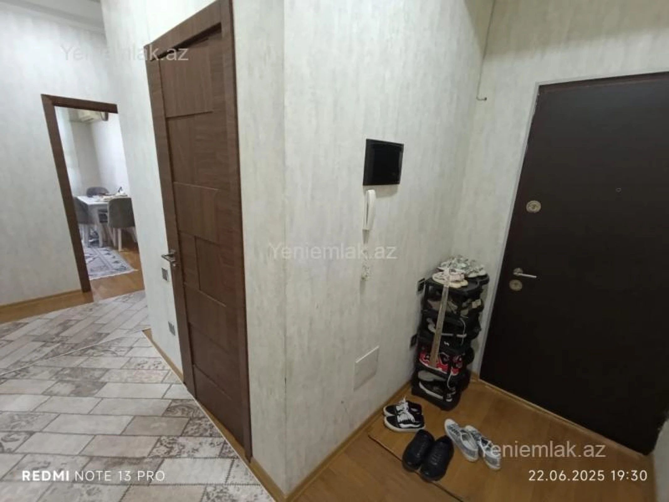 Satılır 3 otaqlı yeni tikili 87 m²