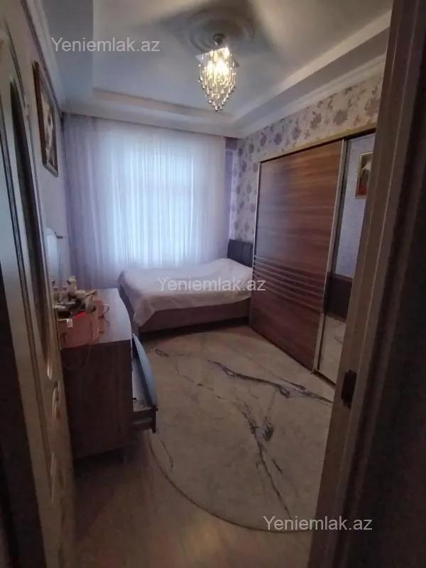 Satılır 2 otaqlı yeni tikili 80 m²