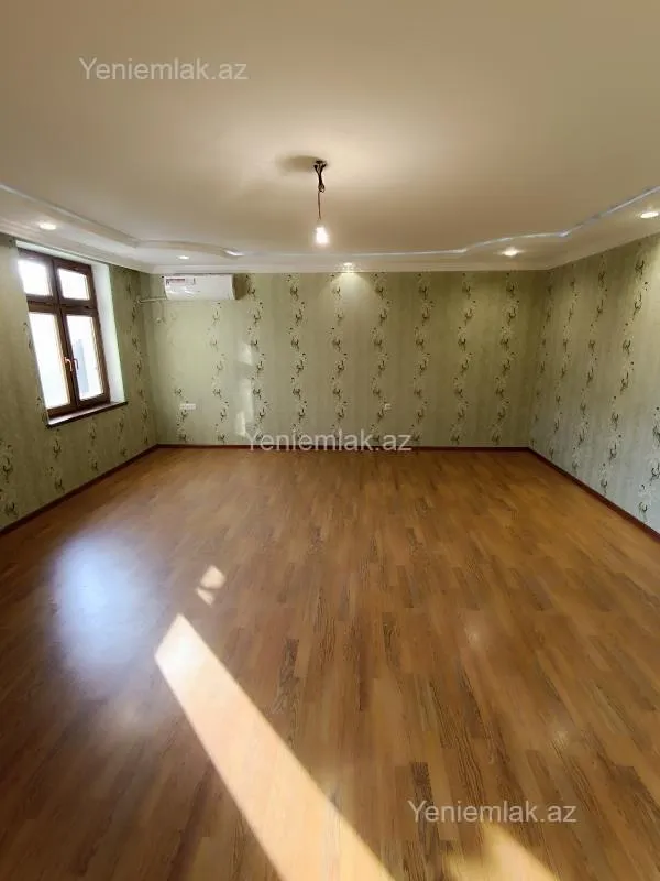 Satılır 4 otaqlı köhnə tikili 85 m²
