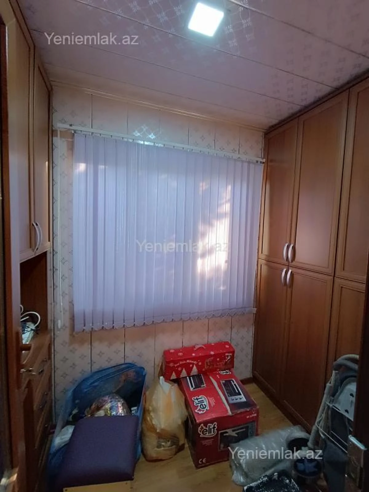 Satılır 4 otaqlı köhnə tikili 85 m²