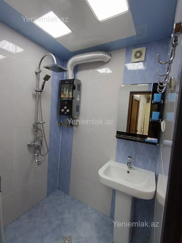 Satılır 4 otaqlı köhnə tikili 85 m²