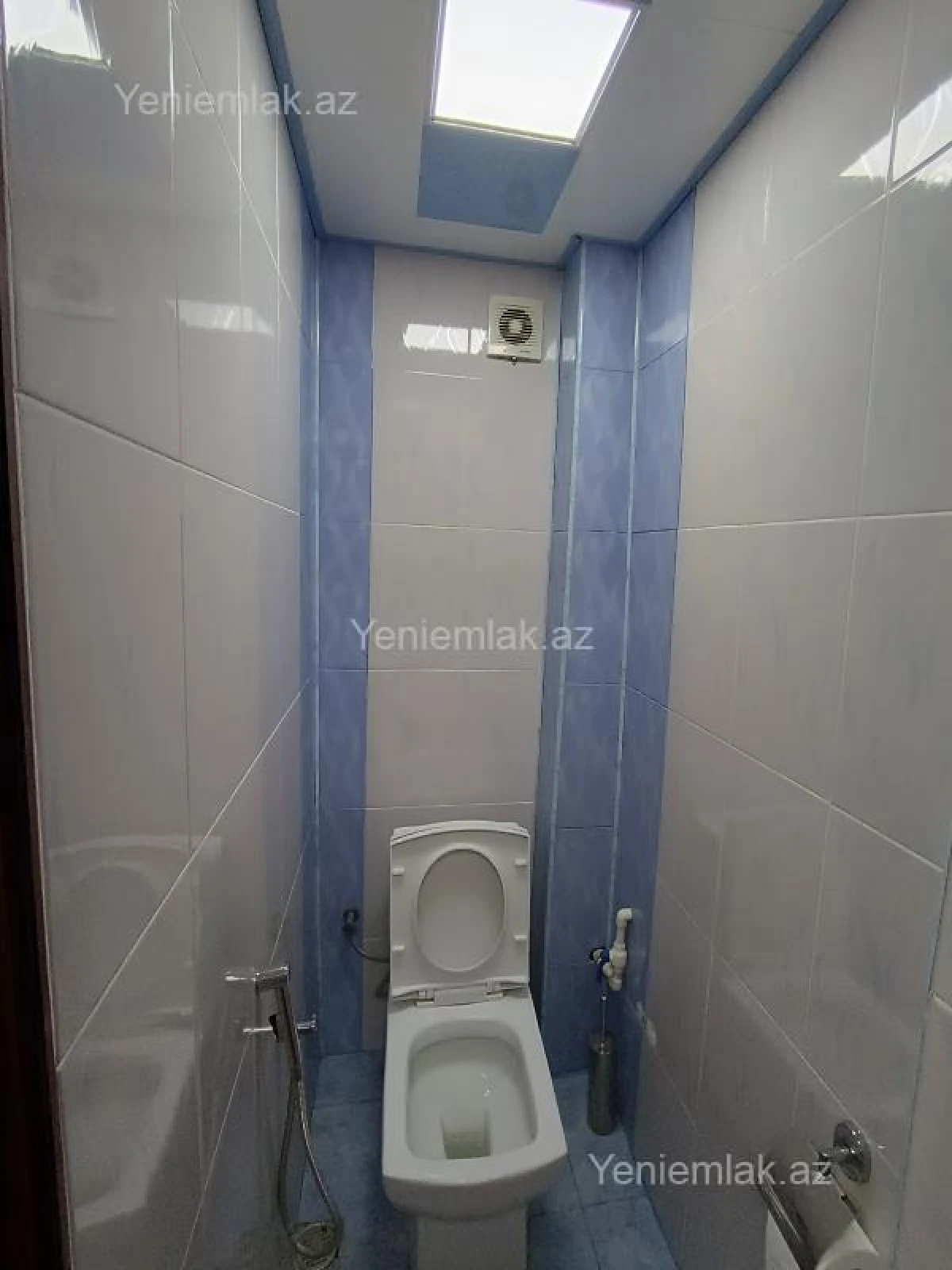 Satılır 4 otaqlı köhnə tikili 85 m²