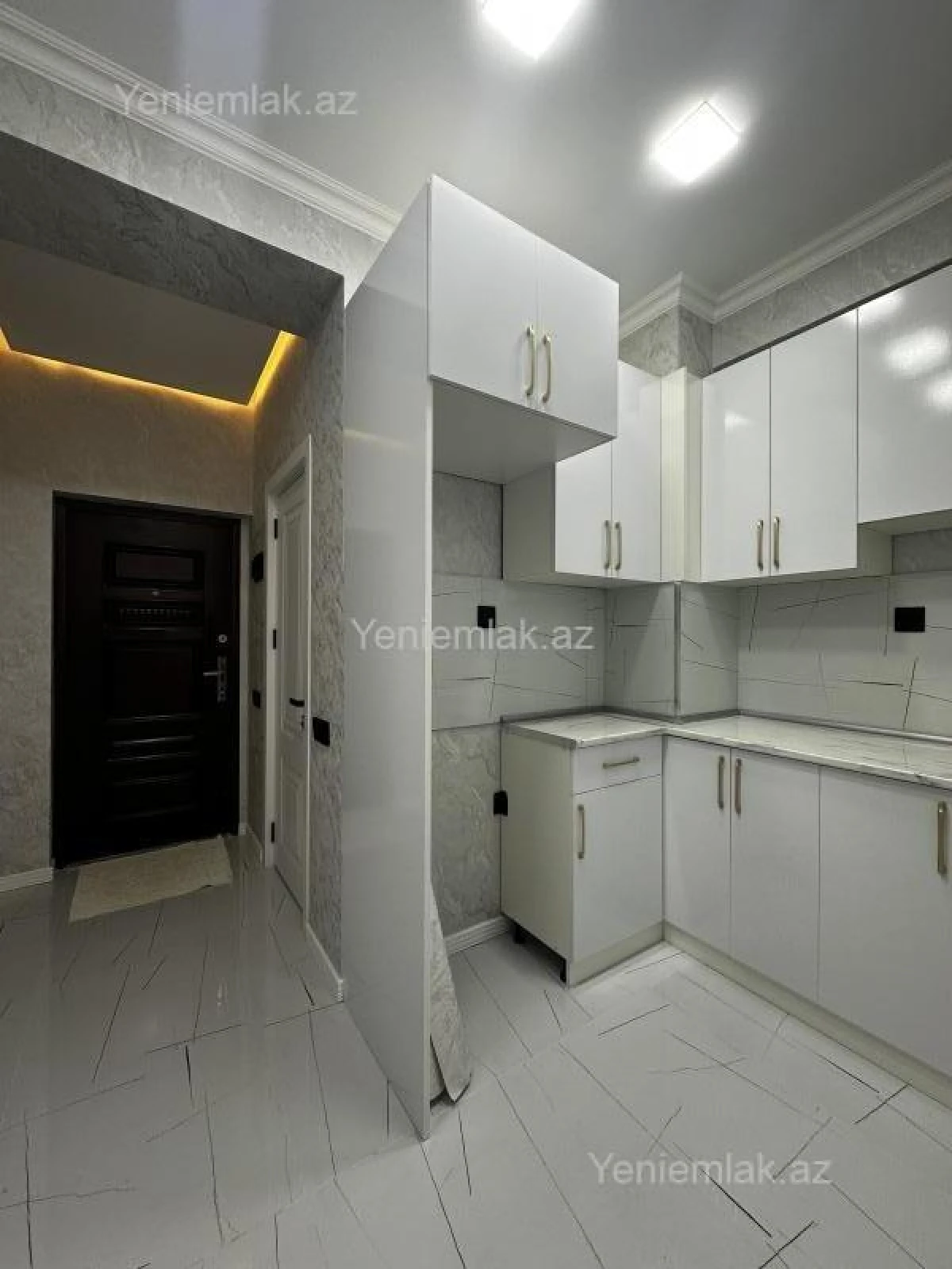 Satılır 2 otaqlı yeni tikili 42 m²