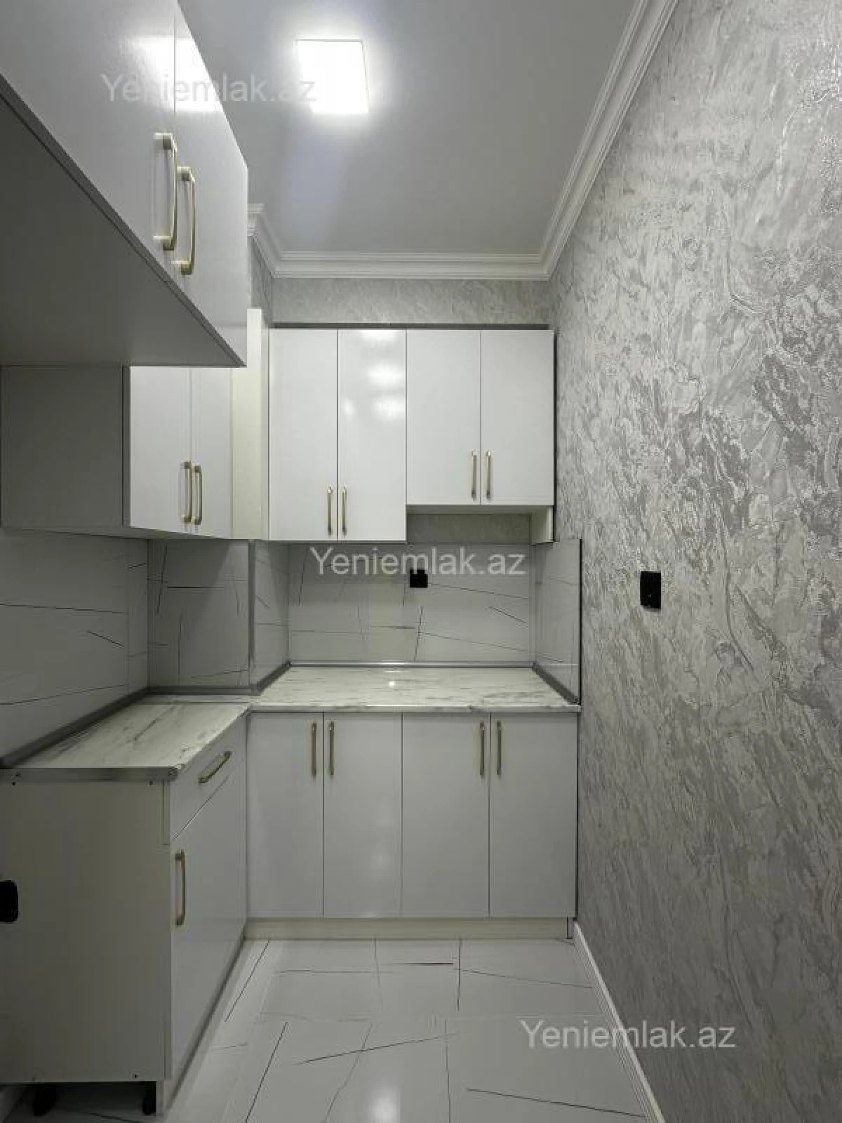 Satılır 2 otaqlı yeni tikili 42 m²