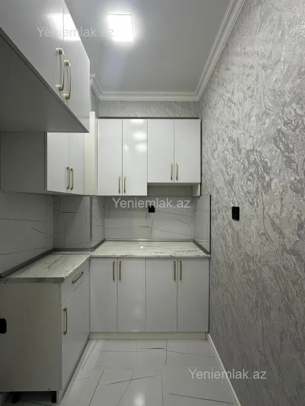 Satılır 2 otaqlı yeni tikili 42 m²
