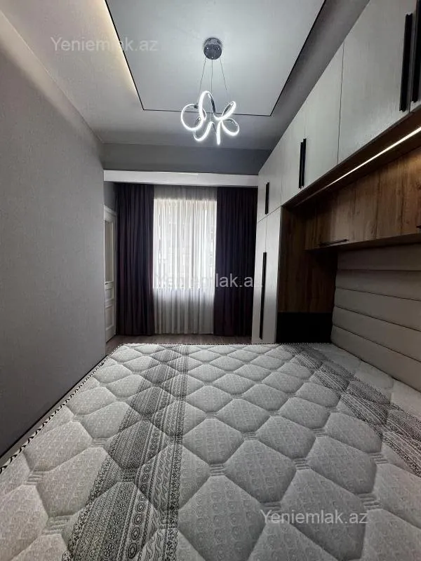 Satılır 3 otaqlı yeni tikili 72 m²