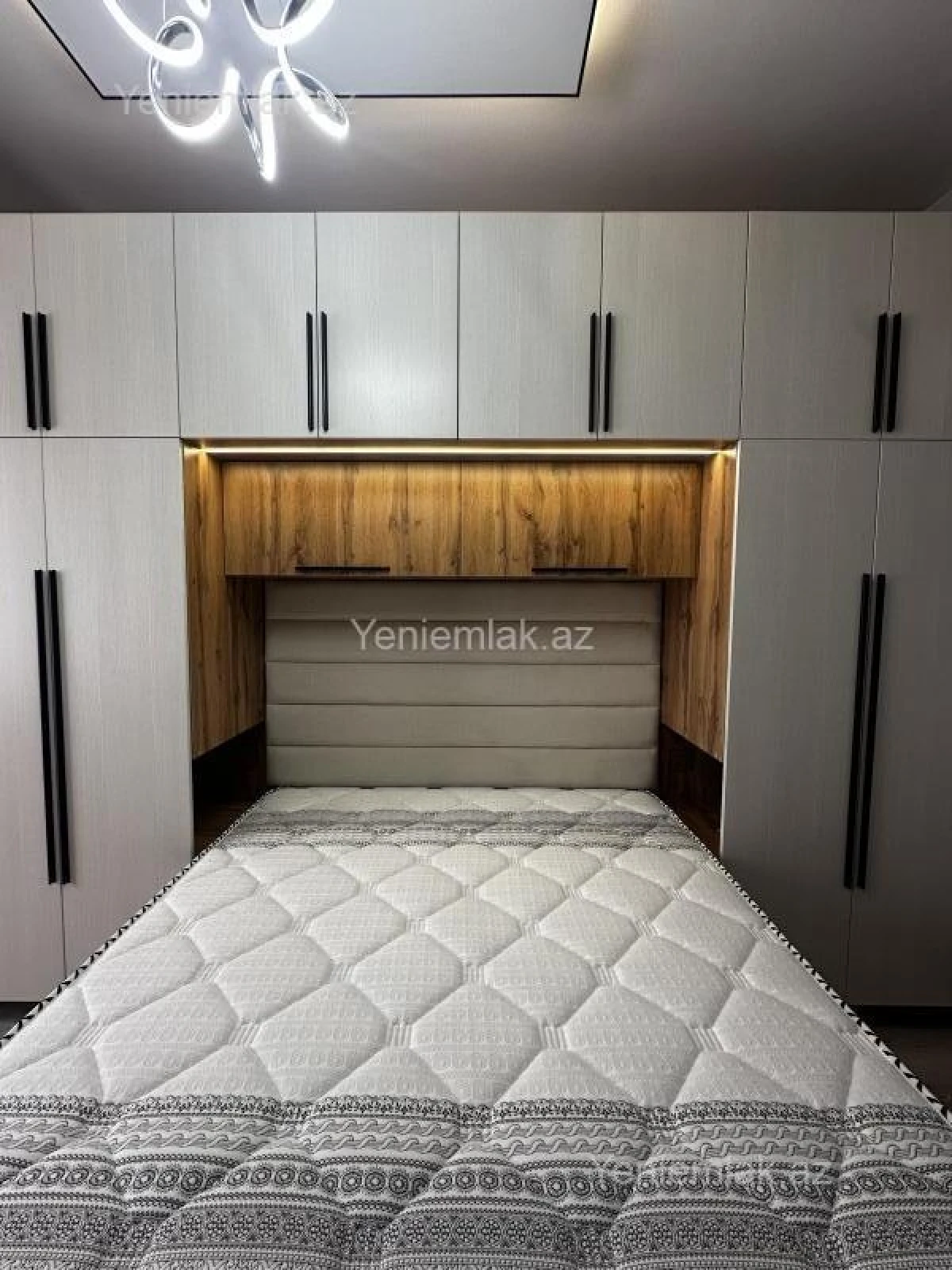 Satılır 3 otaqlı yeni tikili 72 m²