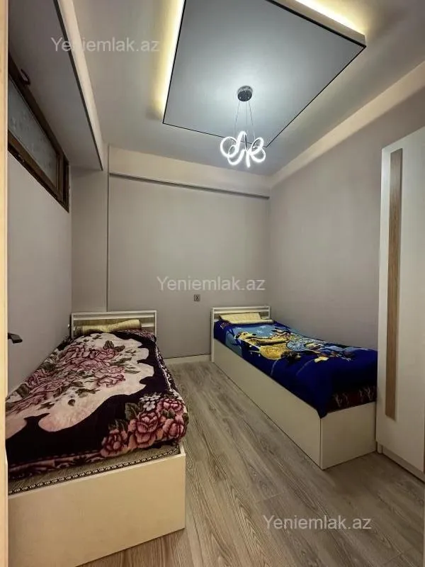 Satılır 3 otaqlı yeni tikili 72 m²