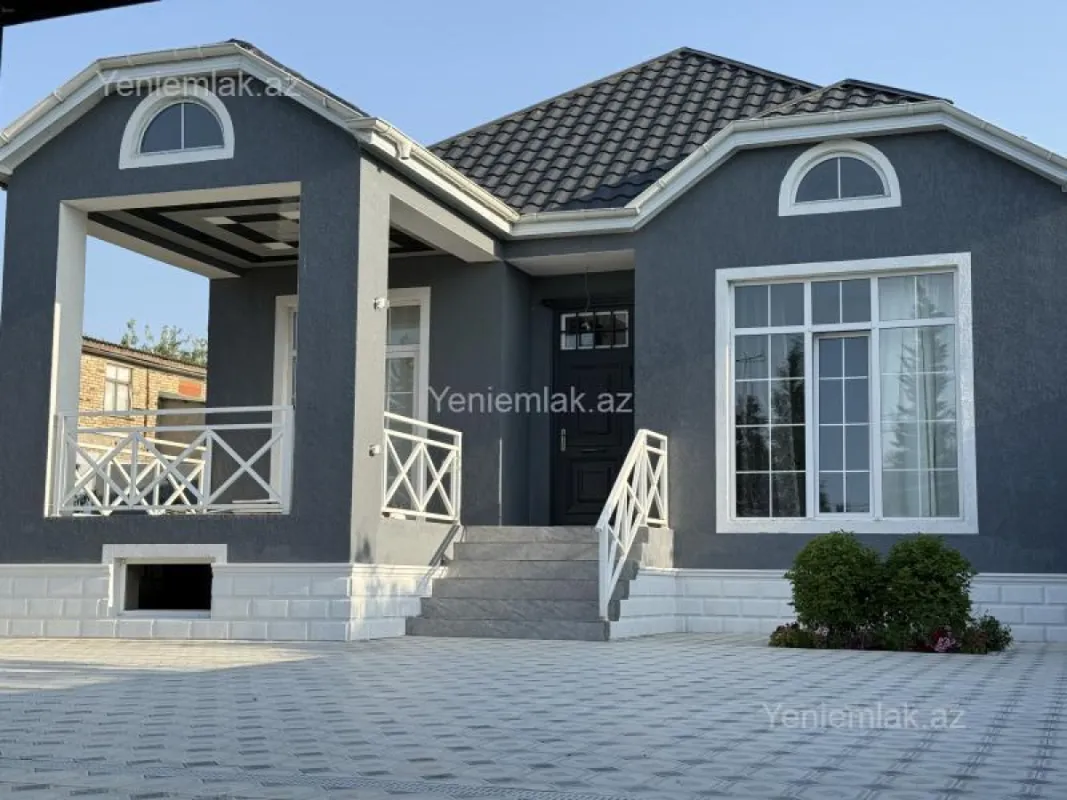 Satılır 4 otaqlı həyət evi 125 m²