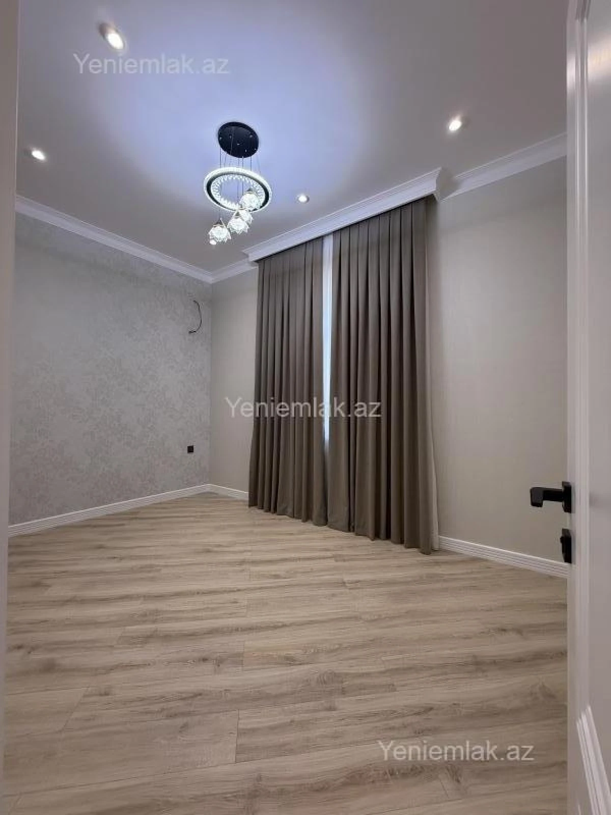 Satılır 4 otaqlı həyət evi 125 m²