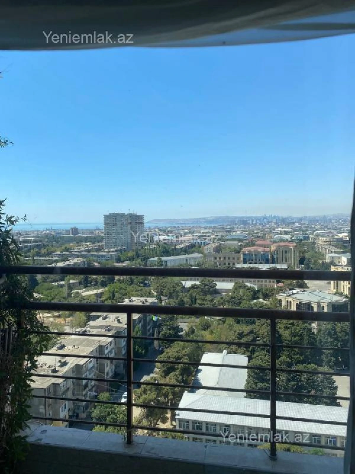 Satılır 3 otaqlı köhnə tikili 117 m²