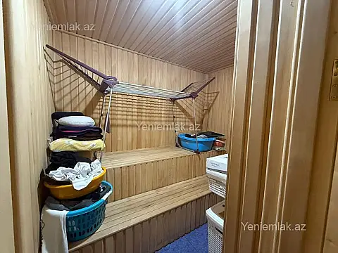 Satılır 5 otaqlı həyət evi 250 m²