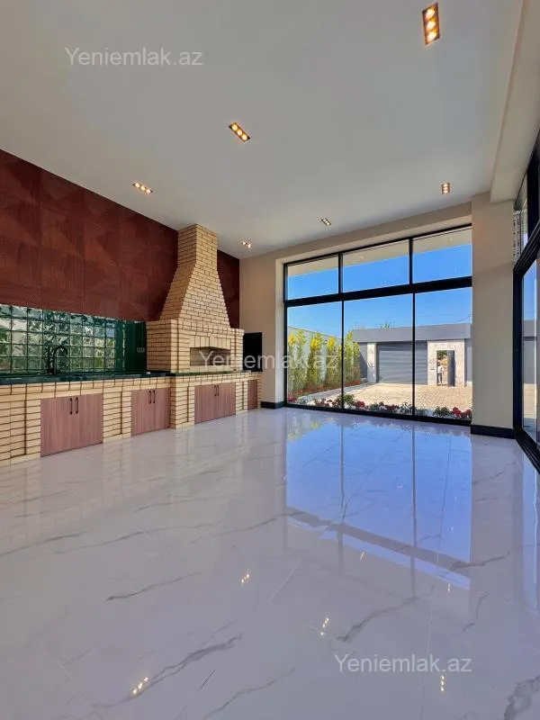 Satılır 5 otaqlı həyət evi 350 m²