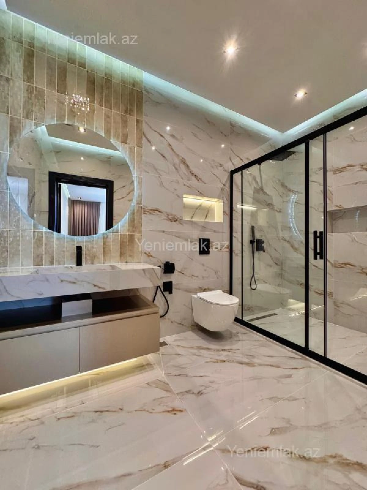 Satılır 5 otaqlı həyət evi 350 m²