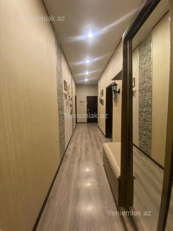Satılır 4 otaqlı yeni tikili 135 m²