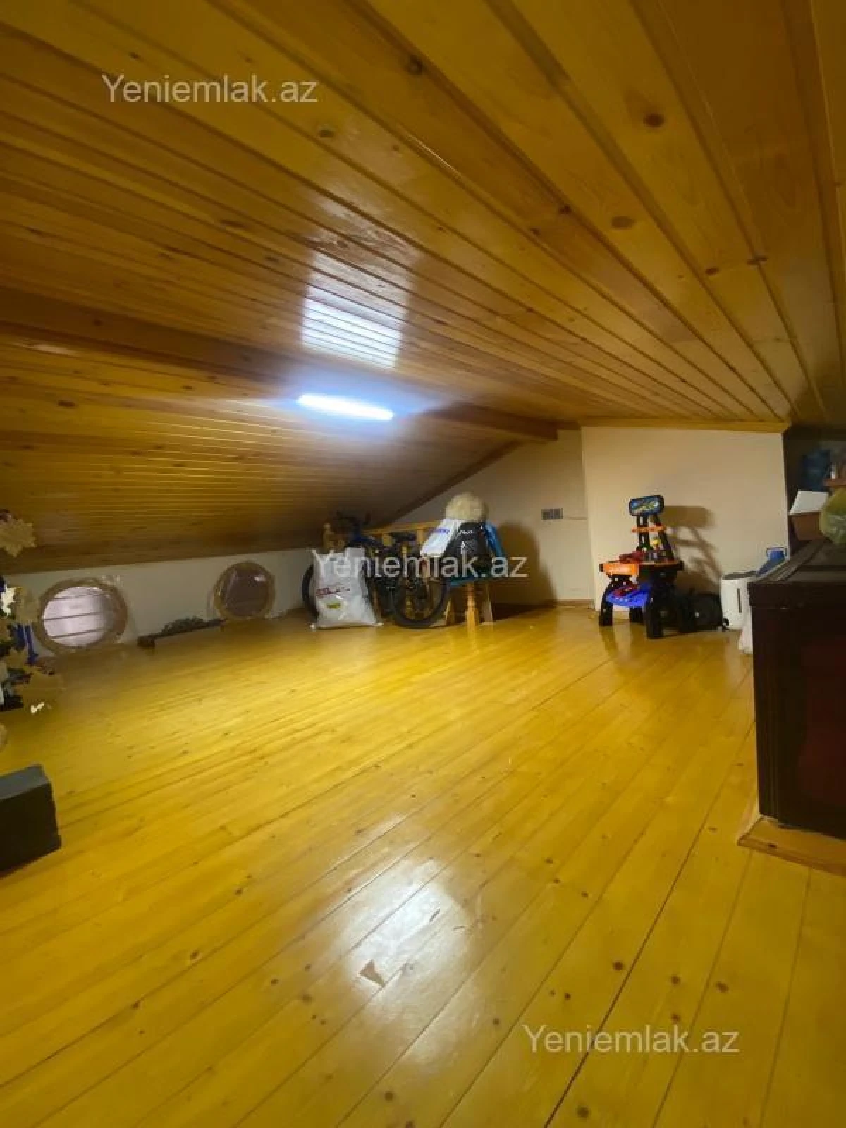 Satılır 4 otaqlı yeni tikili 135 m²