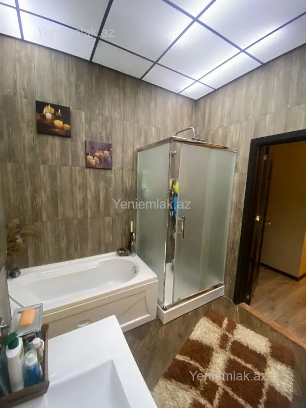 Satılır 4 otaqlı yeni tikili 135 m²