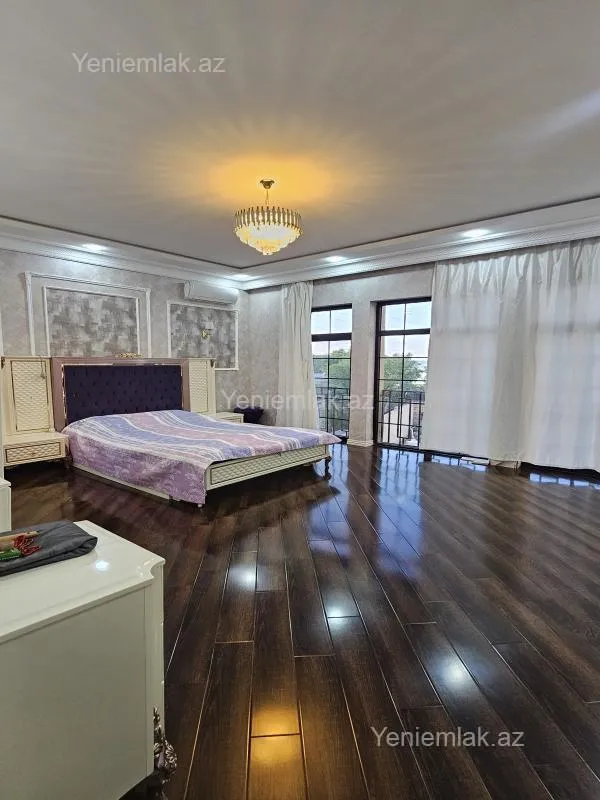 Satılır 4 otaqlı həyət evi 200 m²