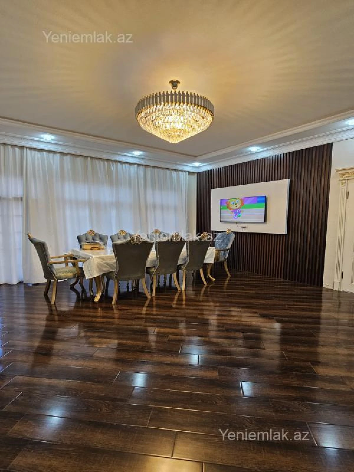 Satılır 4 otaqlı həyət evi 200 m²