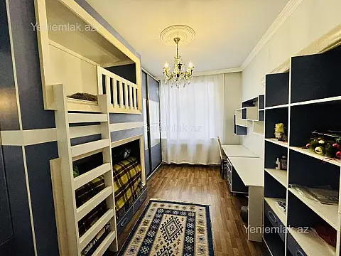 Satılır 3 otaqlı yeni tikili 100 m²