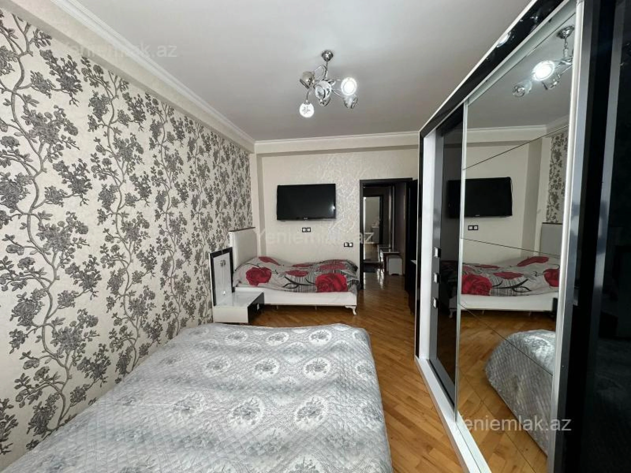 Satılır 3 otaqlı yeni tikili 96 m²