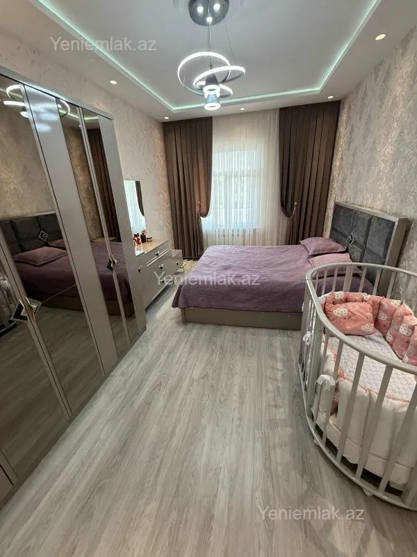 Satılır 3 otaqlı köhnə tikili 80 m²
