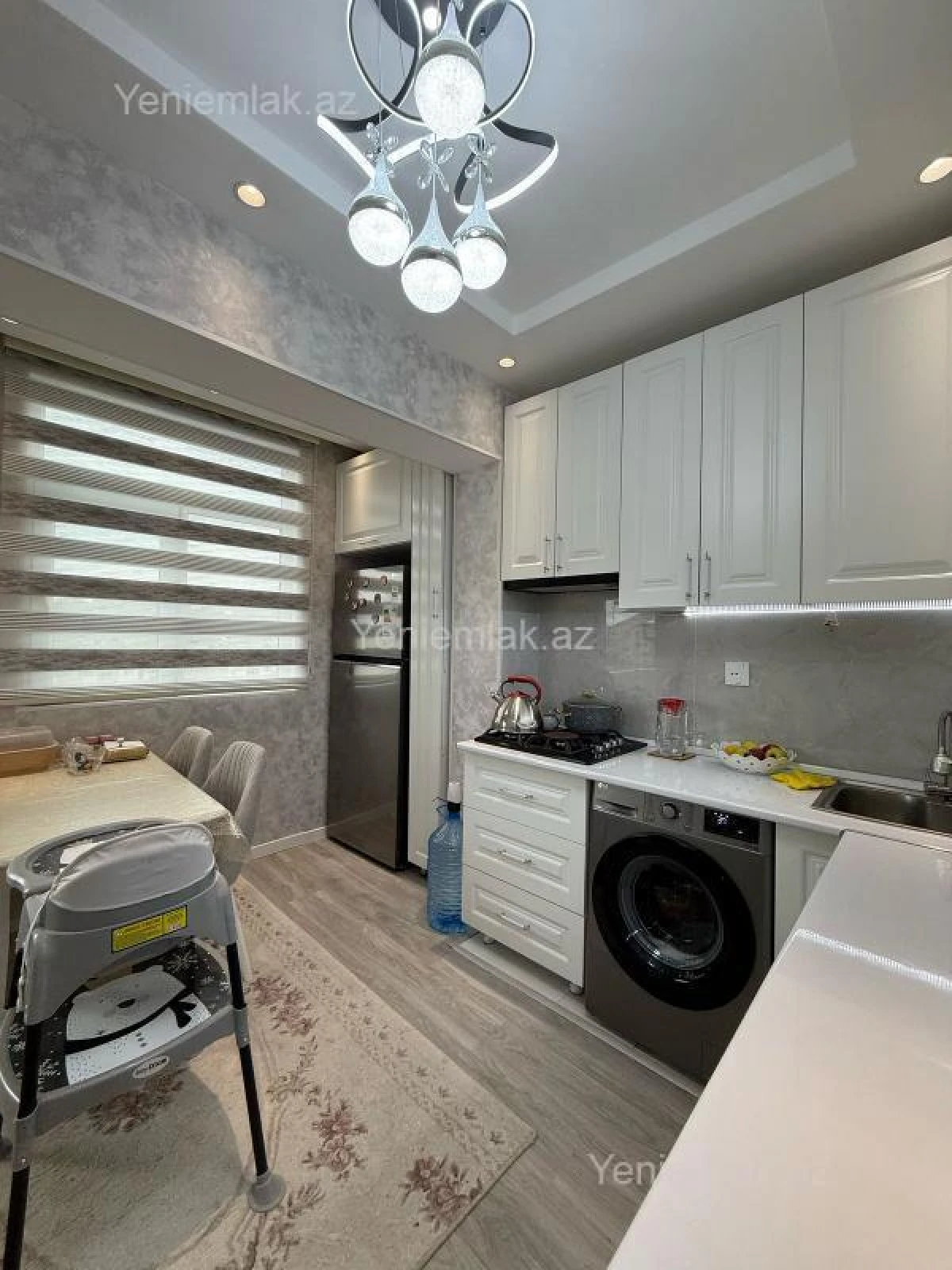 Satılır 3 otaqlı köhnə tikili 80 m²