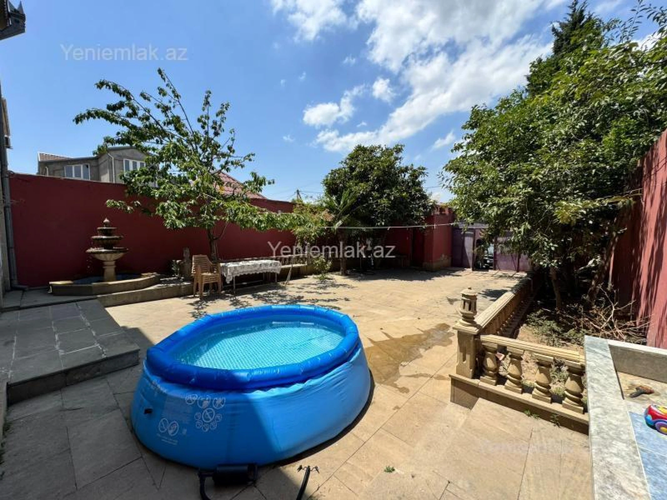 Satılır 6 otaqlı həyət evi 300 m²