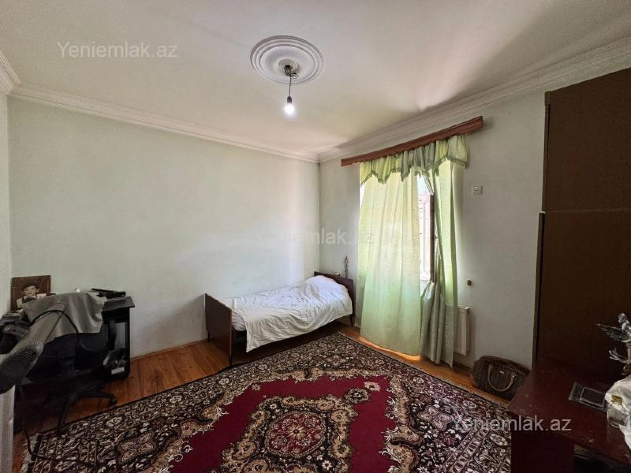 Satılır 6 otaqlı həyət evi 300 m²