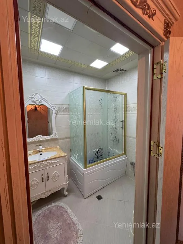 Satılır 3 otaqlı yeni tikili 108 m²