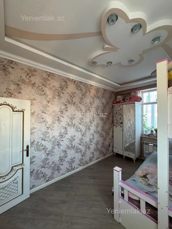 Satılır 3 otaqlı yeni tikili 108 m²