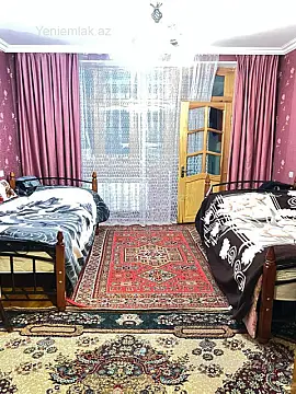 Satılır 4 otaqlı köhnə tikili 100 m²