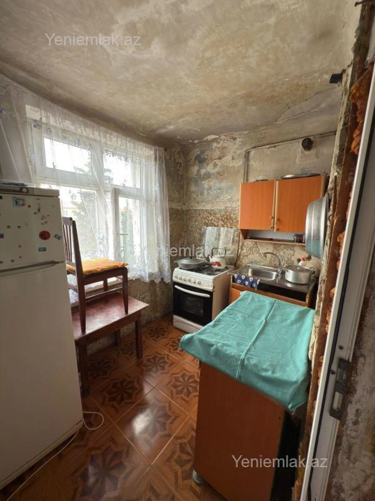 Satılır 3 otaqlı köhnə tikili 65 m²