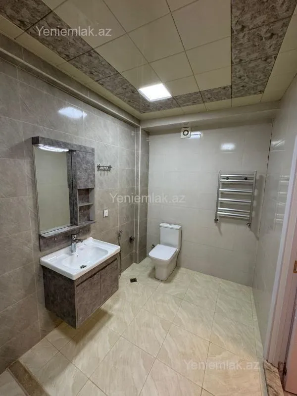 Satılır 2 otaqlı yeni tikili 77 m²