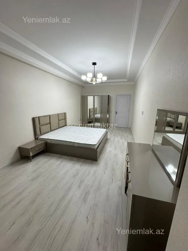 Satılır 2 otaqlı yeni tikili 77 m²