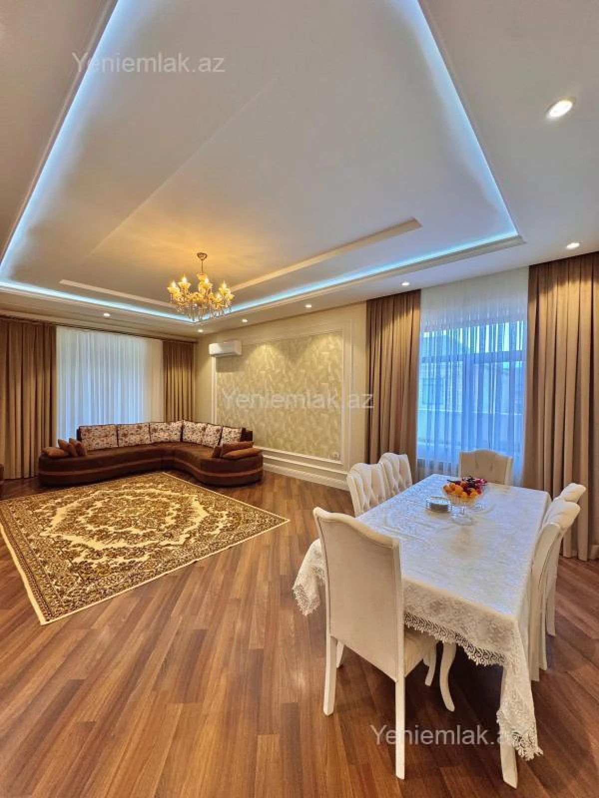 Satılır 7 otaqlı həyət evi 450 m²