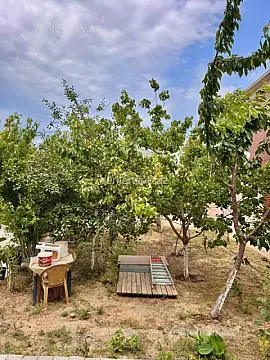 Satılır 7 otaqlı həyət evi 450 m²