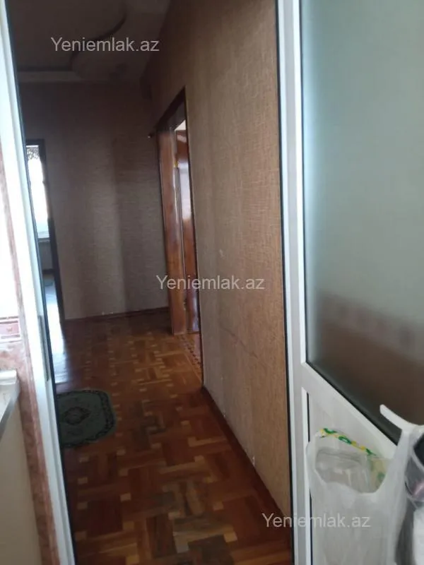 Satılır 5 otaqlı köhnə tikili 120 m²