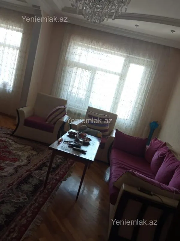 Satılır 5 otaqlı köhnə tikili 120 m²