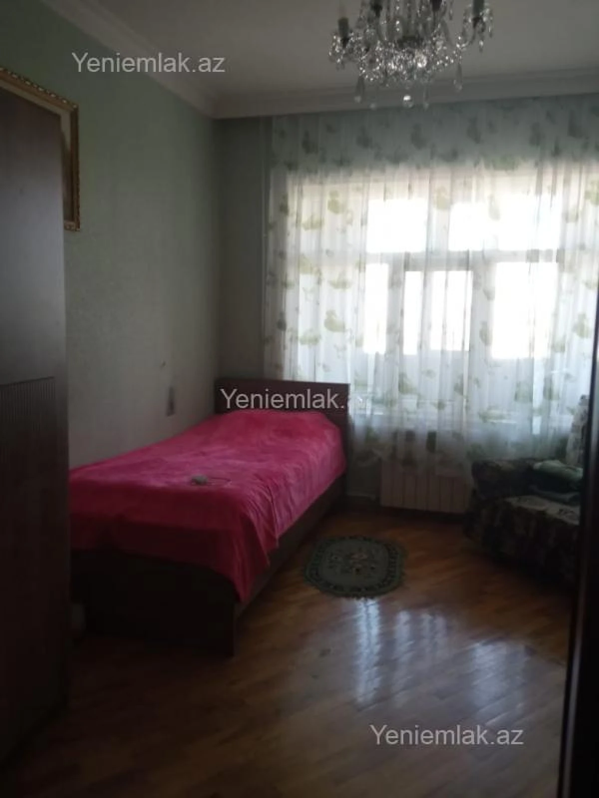 Satılır 5 otaqlı köhnə tikili 120 m²