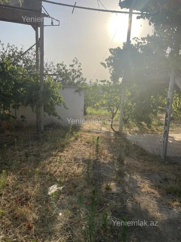 Satılır 4 otaqlı həyət evi 150 m²