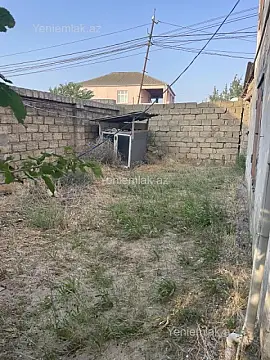 Satılır 4 otaqlı həyət evi 150 m²