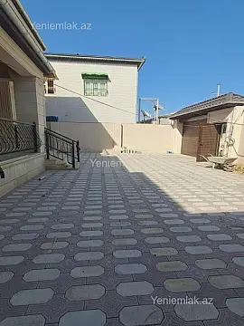 Satılır 6 otaqlı həyət evi 240 m²