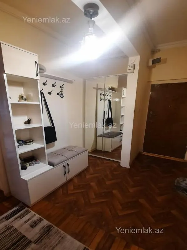 Satılır 3 otaqlı köhnə tikili 85 m²