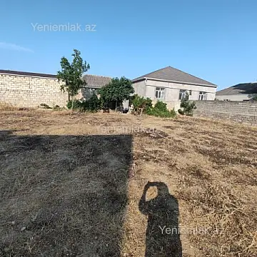 Satılır 4 otaqlı həyət evi 200 m²