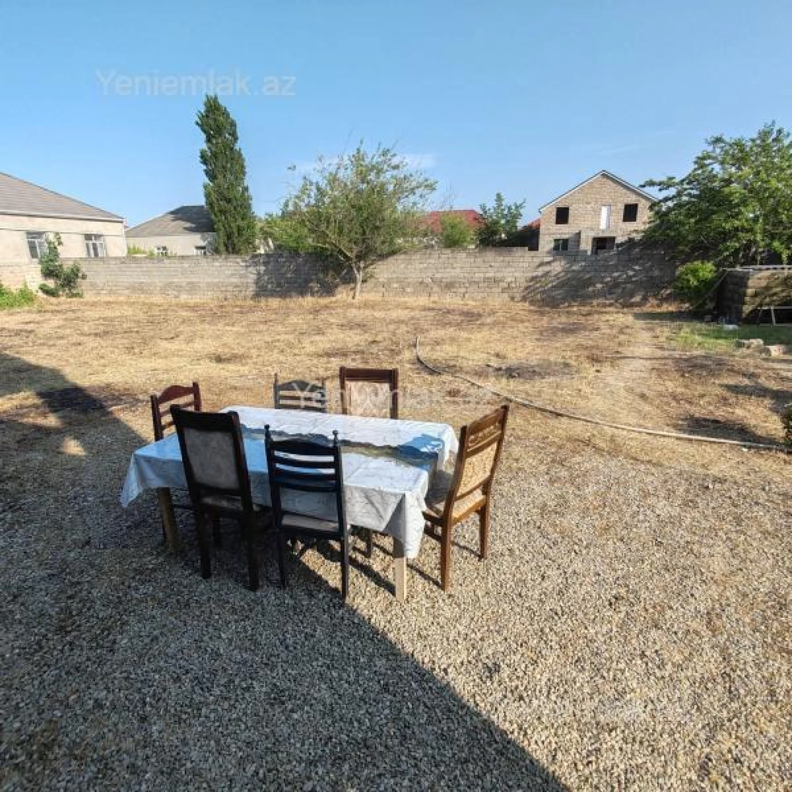 Satılır 4 otaqlı həyət evi 200 m²