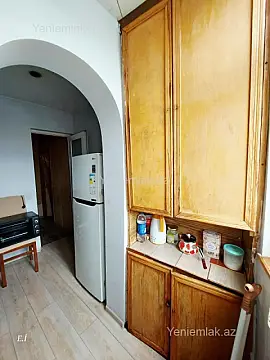 Satılır 2 otaqlı köhnə tikili 57 m²